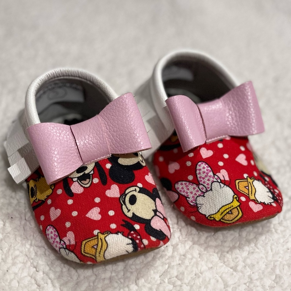 Toddler size 5 Texas Moccs
